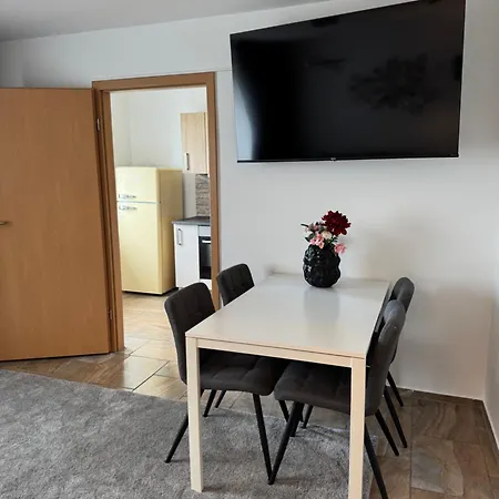 Zentraler Moment アパート ケムニッツ